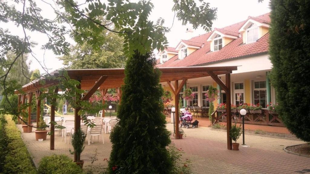 Penzion Oáza Štětí Exterior foto